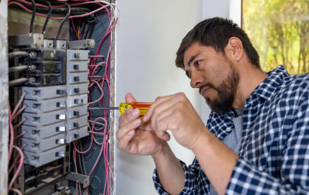 Best Affordable Emergency Electrician  in Montauk, NY